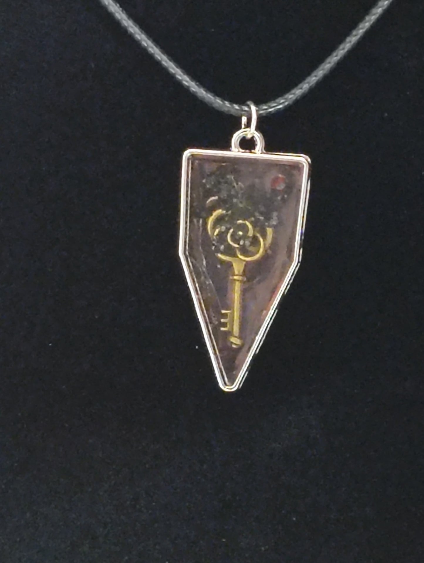 Handmade Resin Pendant Necklace – Floral & Charm Designs